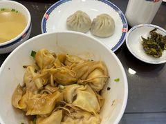 -鸿兴面馆馄饨小笼(稻香店)