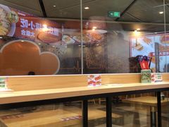 -魔都三兄弟酸辣粉·蘸卤炸串(虹桥万科店)