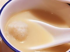 -年辉渔村·非遗传承餐厅(新丰江店)