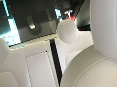 -TESLA 特斯拉(北京颐堤港体验店)