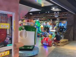 -卡通尼·Safari非洲探索乐园·生日会(金桥国际商业广场店)