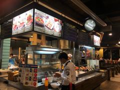 -Pier 21 (Terminal 21 Asok)