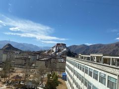 -平措康桑·和牛自助观景餐厅(布达拉宫店)