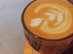 燕麦奶拿铁-来回·咖啡(天河南店)