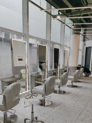 -PE SALON 