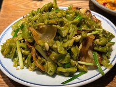 脆皮莴笋炒腊肉-静一餐厅·湖北菜(前门创始店)