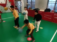 -悦动体能篮球羽毛球网球(三里河店)