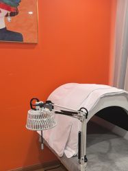 -茜茜美妍堂·华熙生物·甜朵体验中心