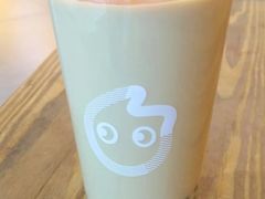 青稞红豆牛奶-CoCo都可(世茂广场店)