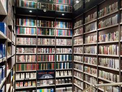 -钟书阁(群光广场店)