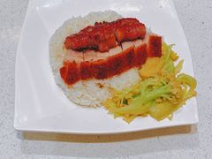 -香港新发烧腊茶餐厅(水围店)