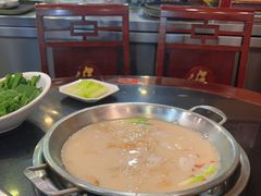 -老来福·非遗酸汤兔(凯旋路店)