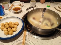 -三人行骨头王火锅(长寿店)