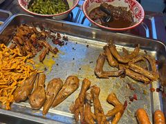 -松哥油焖大虾.小龙虾.黑鸭煲(海岸城店)