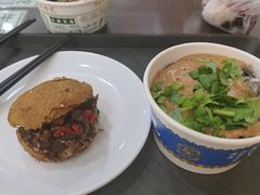 -牛街洪记小吃店(牛街店)