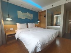 -桔子酒店(南京新街口张府园地铁站店)