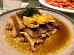 -万龙洲海鲜(大兴绿地缤纷城店)