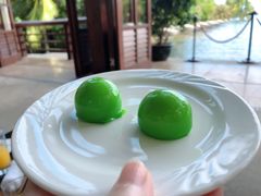 -亚龙湾喜来登·美景台大堂吧