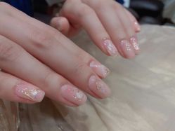 -沫儿·美甲美睫·半永久·皮肤管理