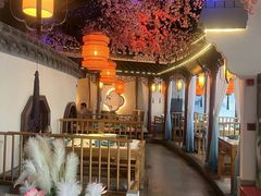 -荷塘秋月·本帮江浙菜(国权路店)