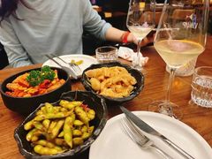 -Vinup薇葡·葡萄酒自助Bar(江宁路店)