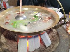 -江湖亮亮蒸虾大排档烤全羊清真(武汉总店)