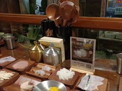-银米·云南传统过桥米线(双廊黑金冠店)