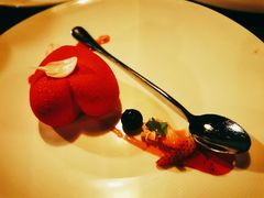 草莓甜心慕斯-食间牛排(重庆路万达店)