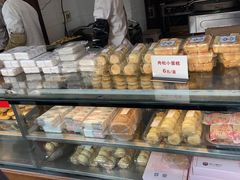面包甜点陈列柜-矮子馅饼(大成路店)