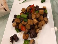 -陕西华浮宫酒店(未央湖公园店)