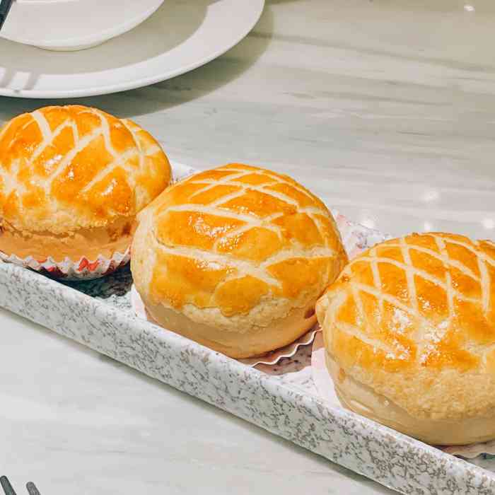 「卡珍芝士焗糯米鸡」这个搭配还蛮有意思的!