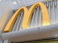 -麦当劳(深圳北站B2检票口楼上)
