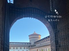 -斯福尔扎古堡