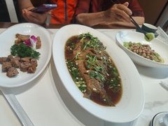 -梅利汴京烤鸭•开封豫菜地标店(东大街店)