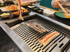-臻牛烤肉