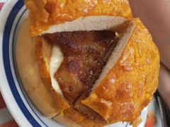 芝士猪扒菠萝包-華人 華星冰室(氹仔 店)