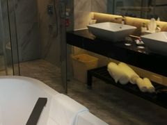 -三亚亚龙湾雅高美爵酒店
