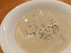 蘑菇奶油汤-萨莉亚意式餐厅(新洲佐阾新邑店)