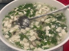 -侬佳蒸菜馆(听潮店)
