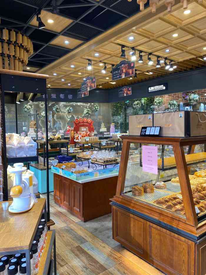 美滋每客(亲贤北街店)-"送货上门,性价比挺高的～蛋糕包装很高级,.