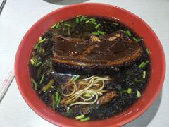 大肉面-小龙大肉面馆