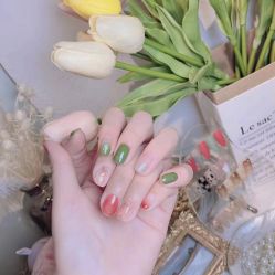 -VIVI BEAUTY  美甲美睫皮肤管理中心