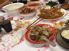 -堂瓦里·33年传统赣菜(第一街区店)