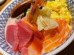 海鲜丼-初居食屋日式料理(万象城购物中心店)