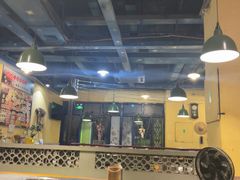 -两三事小郡肝串串香火锅(桂庙店)