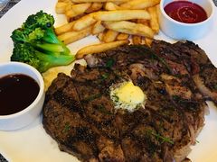-WOLFGANG PUCK KITCHEN & BAR(迪士尼小镇店)