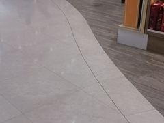 -王权免税店(普吉市区店)