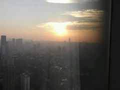 -上海龙之梦万丽酒店