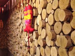 -鱼窝棚柴火铁锅炖(富山屯店)