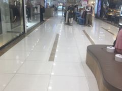 -丽达购物中心(崂山店)